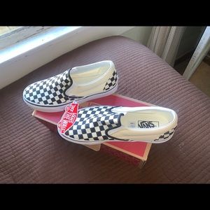 BRAND NEW UNISEX CHECKERED VANS🔥🔥
